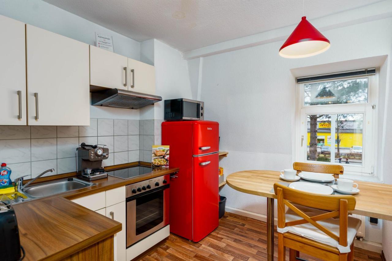 2R Apartment Perfect For Families! Kitchen - Parking - Netflix เดรสเดน ภายนอก รูปภาพ